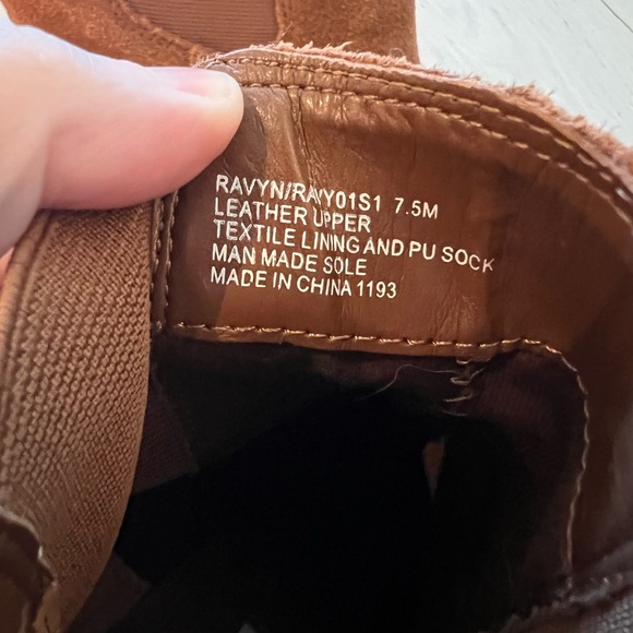 Steve Madden leather/suede tan heeled boots size 7.5 - Picture 2 of 6